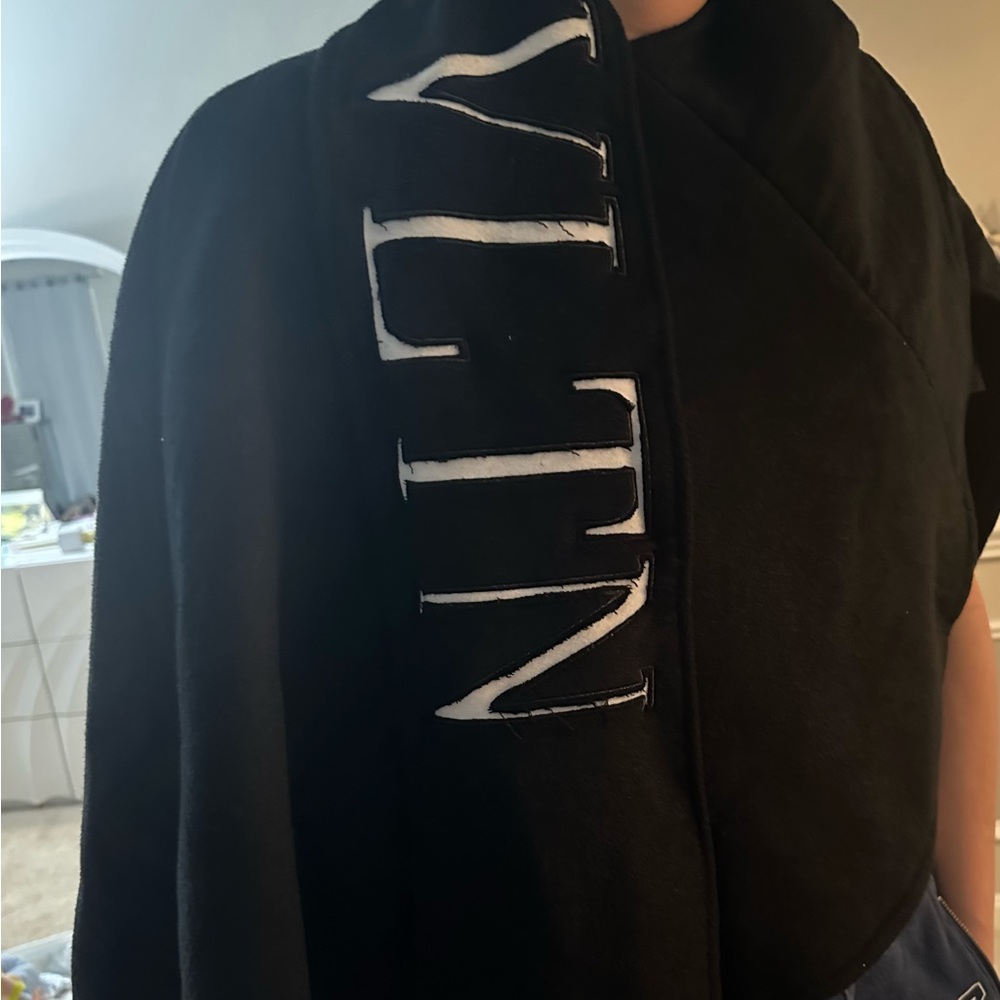 Scarf jacket